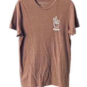 Vintage Aeropostale womens T-shirts brown peace sign Size Medium